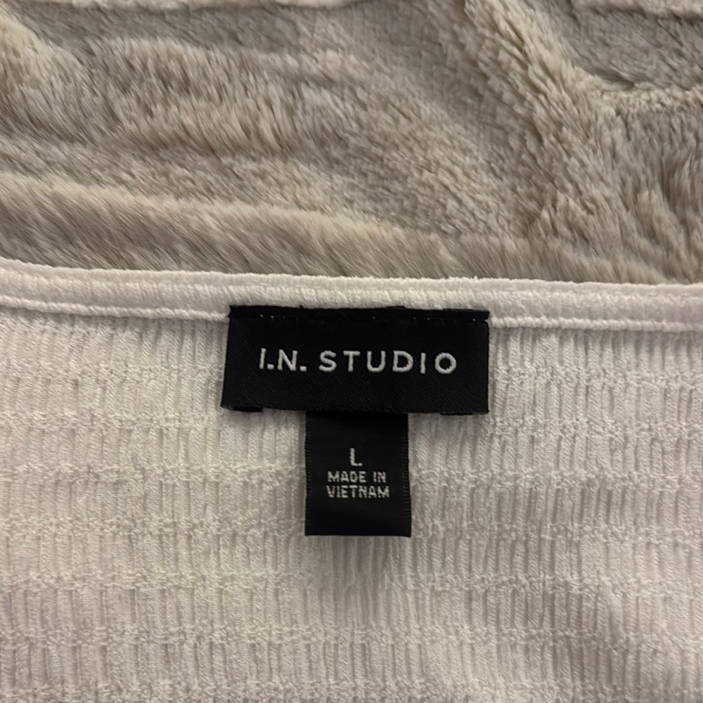 I.N. Studio White Ruffle Sleeve Button Down Shirt - Picture 2 of 4
